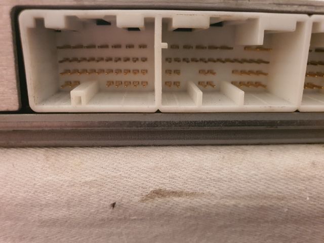 bontott TOYOTA AVENSIS T25 Motorvezérlő