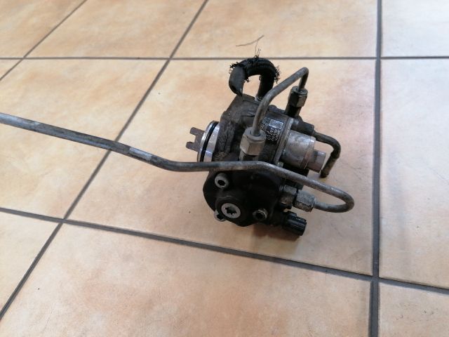 bontott TOYOTA AVENSIS T25 Nagynyomású Szivattyú