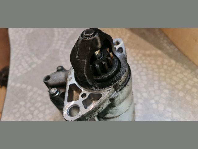 bontott TOYOTA AVENSIS T25 Önindító