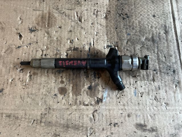 bontott TOYOTA AVENSIS T25 Porlasztó (1 db)