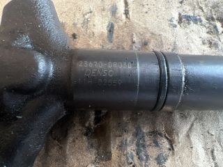 bontott TOYOTA AVENSIS T25 Porlasztó (1 db)