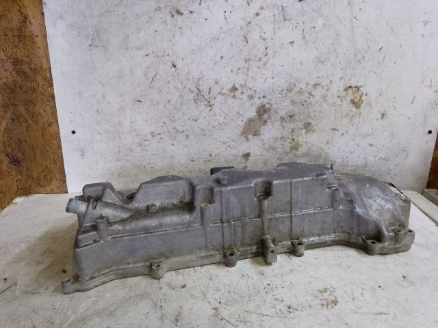 bontott TOYOTA AVENSIS T25 Szelepfedél