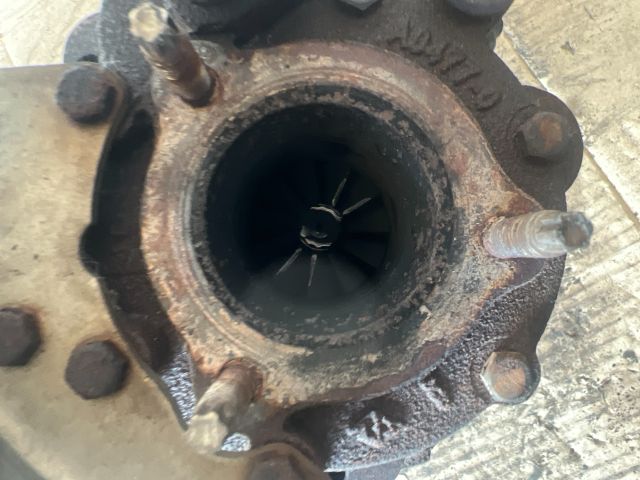 bontott TOYOTA AVENSIS T25 Turbó