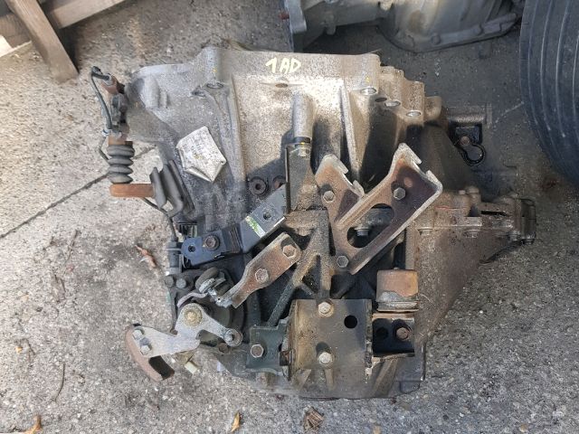 bontott TOYOTA AVENSIS T25 Váltó (Mechanikus)