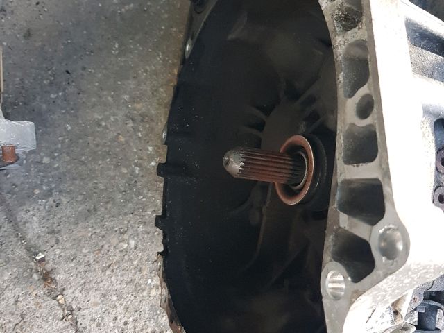 bontott TOYOTA AVENSIS T25 Váltó (Mechanikus)