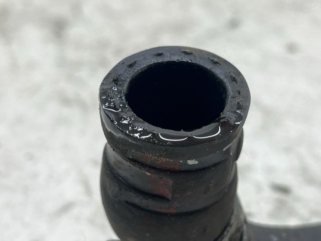 bontott TOYOTA AVENSIS T25 Vízcső