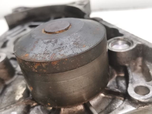 bontott TOYOTA AVENSIS T25 Vízpumpa