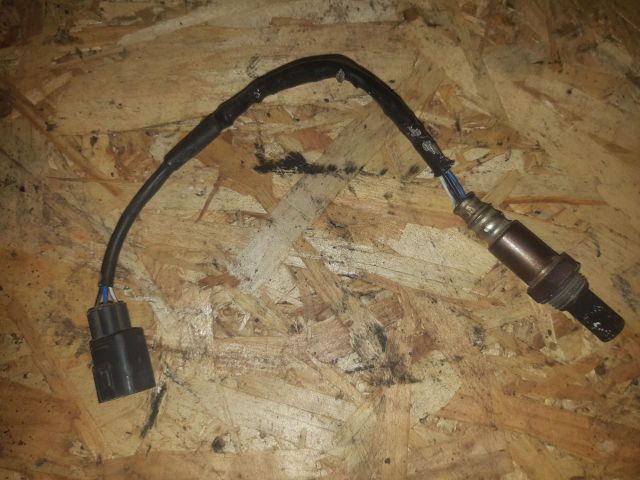 bontott TOYOTA AVENSIS T25 Első Lambdaszonda