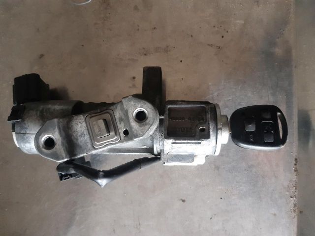 bontott TOYOTA AVENSIS T25 Gyújtáskapcsoló