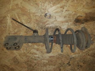 bontott TOYOTA AVENSIS T25 Jobb első Lengéscsillapító