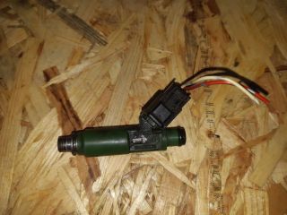 bontott TOYOTA AVENSIS T25 Porlasztó (1 db)