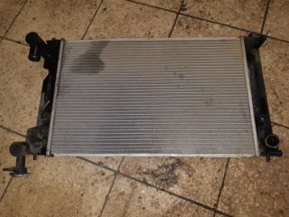 bontott TOYOTA AVENSIS T25 Vízhűtő Radiátor (Klímás)