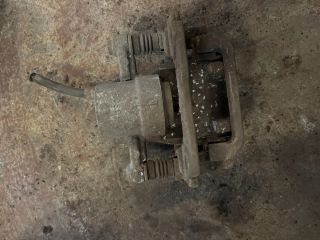 bontott TOYOTA AVENSIS T25 Bal hátsó Féknyereg Munkahengerrel