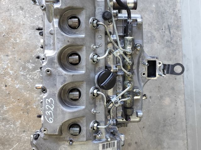 bontott TOYOTA AVENSIS T25 Komplett Motor (Segédberendezésekkel)