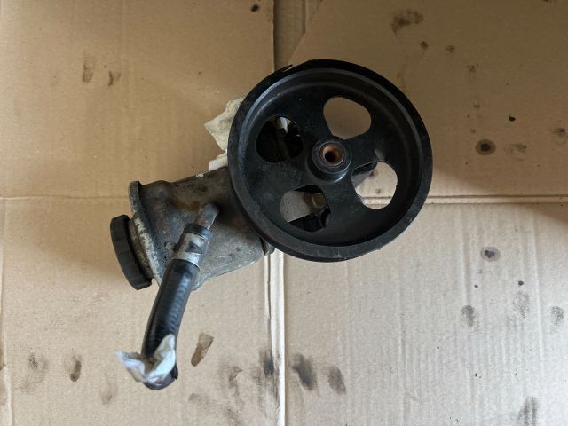 bontott TOYOTA AVENSIS T25 Kormányszervó Motor (Hidraulikus)