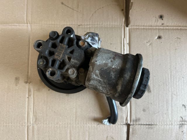 bontott TOYOTA AVENSIS T25 Kormányszervó Motor (Hidraulikus)