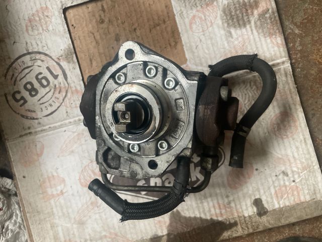 bontott TOYOTA AVENSIS T25 Nagynyomású Szivattyú