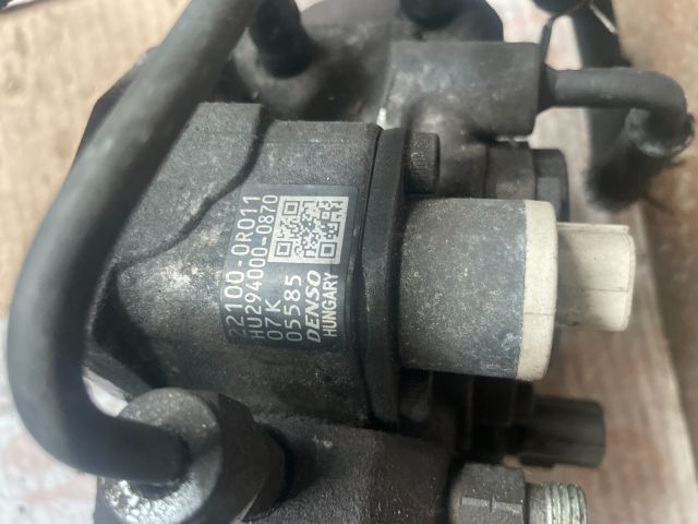 bontott TOYOTA AVENSIS T25 Nagynyomású Szivattyú