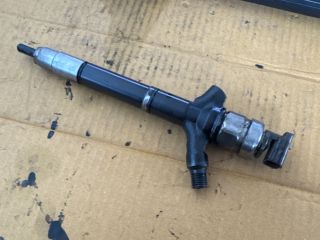 bontott TOYOTA AVENSIS T25 Porlasztó (1 db)