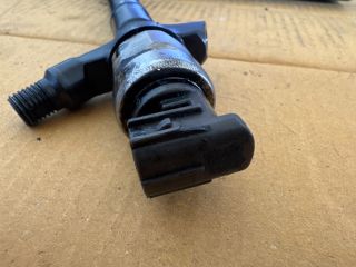 bontott TOYOTA AVENSIS T25 Porlasztó (1 db)