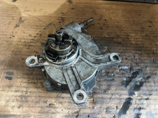 bontott TOYOTA AVENSIS T25 Vákumpumpa