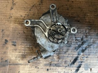 bontott TOYOTA AVENSIS T25 Vákumpumpa