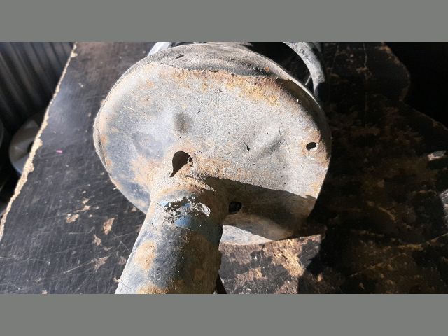 bontott TOYOTA AVENSIS T25 Bal első Gólyaláb (Lengécsillapító, Rugó)