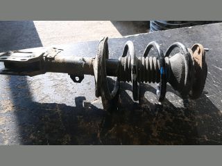 bontott TOYOTA AVENSIS T25 Bal első Gólyaláb (Lengécsillapító, Rugó)