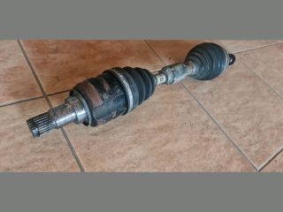 bontott TOYOTA AVENSIS T25 Bal Féltengely