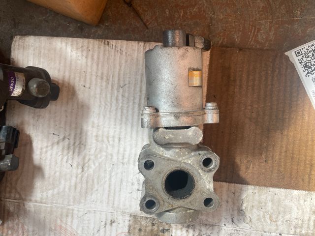 bontott TOYOTA AVENSIS T25 EGR / AGR Szelep