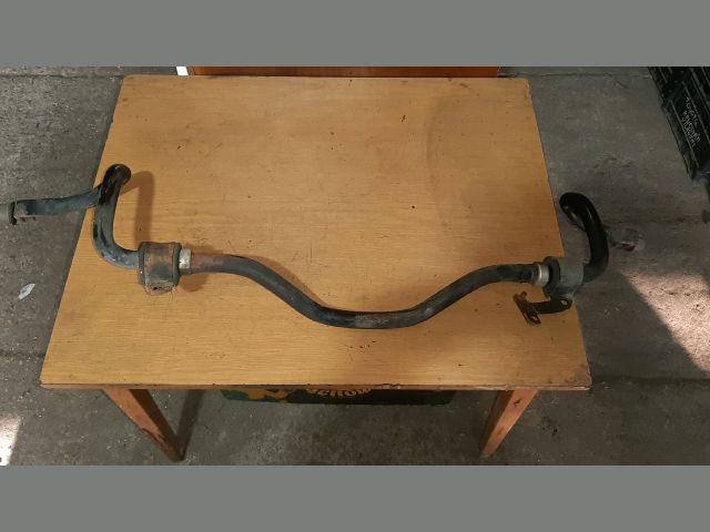 bontott TOYOTA AVENSIS T25 Első Vízszintes Stabilizátor Rúd