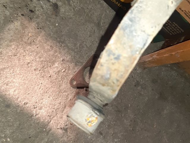 bontott TOYOTA AVENSIS T25 Első Vízszintes Stabilizátor Rúd