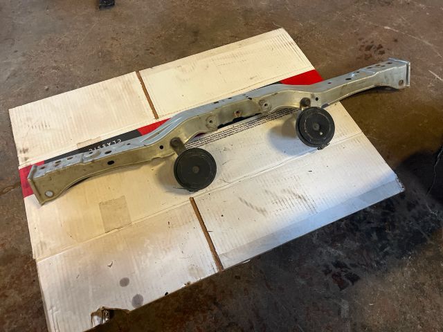 bontott TOYOTA AVENSIS T25 Homlokfal (Üres lemez)