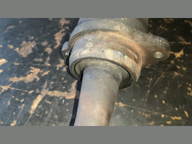 bontott TOYOTA AVENSIS T25 Jobb Féltengely