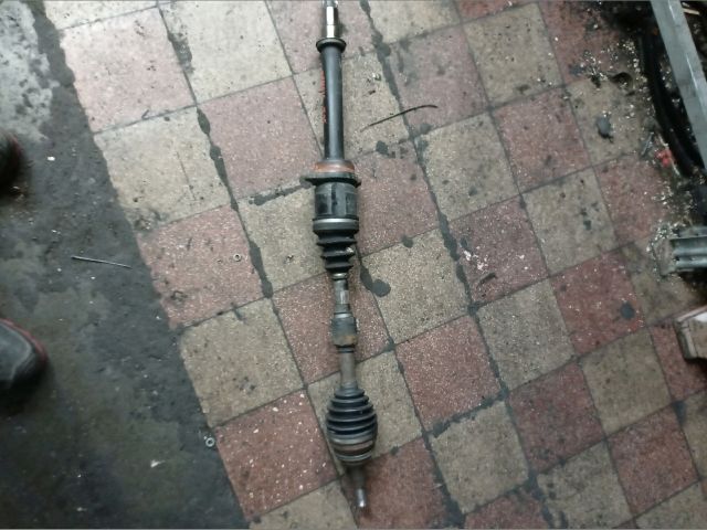 bontott TOYOTA AVENSIS T25 Jobb Féltengely