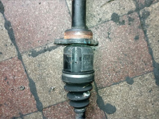 bontott TOYOTA AVENSIS T25 Jobb Féltengely