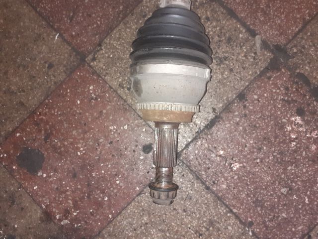 bontott TOYOTA AVENSIS T25 Jobb Féltengely