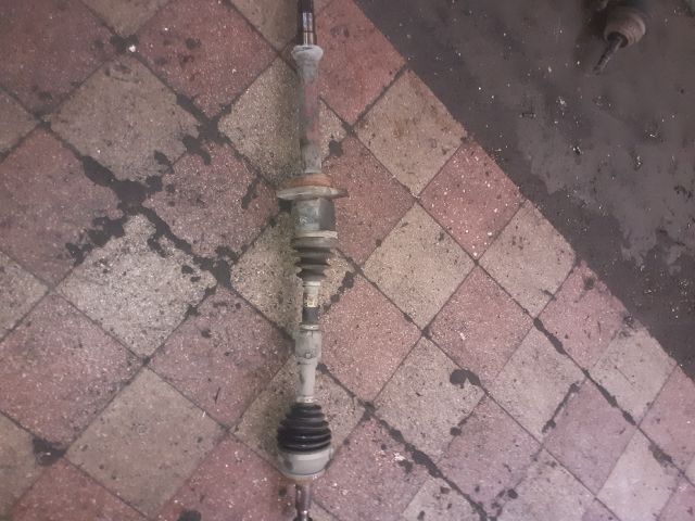 bontott TOYOTA AVENSIS T25 Jobb Féltengely