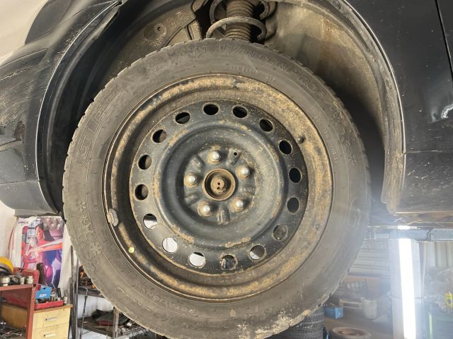 bontott TOYOTA AVENSIS T25 Jobb Féltengely