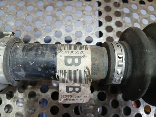 bontott TOYOTA AVENSIS T25 Jobb Féltengely