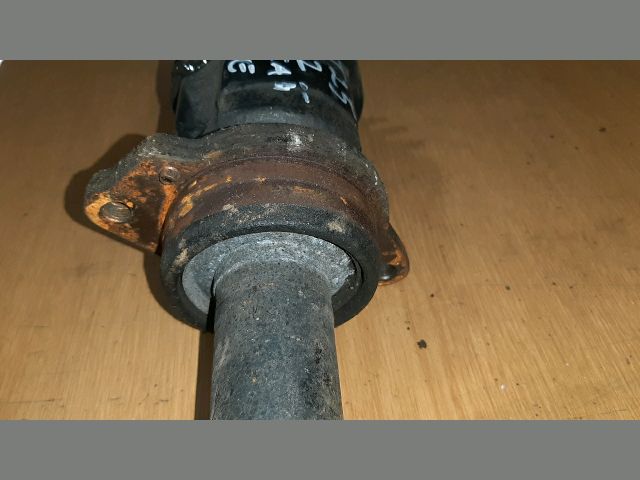 bontott TOYOTA AVENSIS T25 Jobb Féltengely