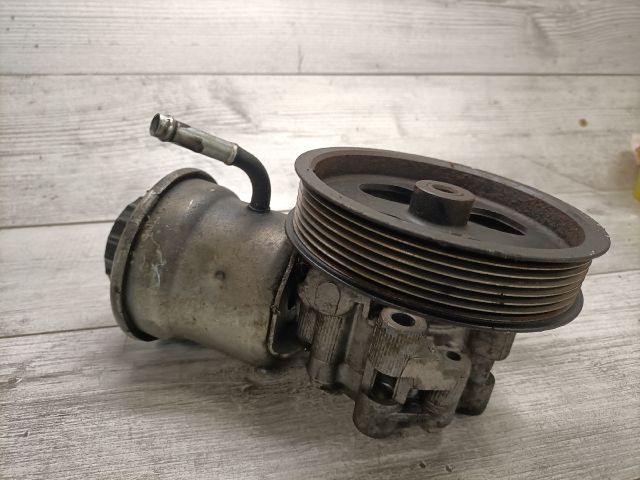 bontott TOYOTA AVENSIS T25 Kormányszervó Motor (Hidraulikus)