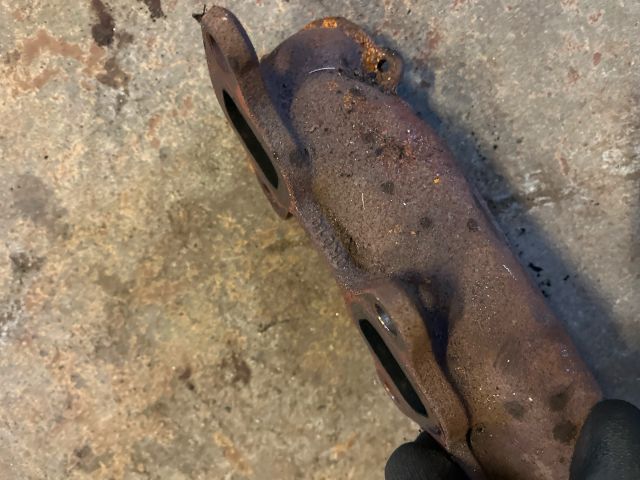 bontott TOYOTA AVENSIS T25 Leömlő (Soros)