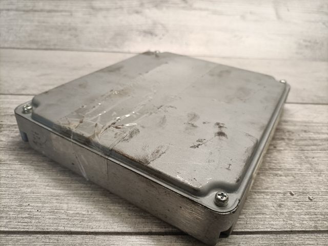 bontott TOYOTA AVENSIS T25 Motorvezérlő