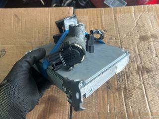 bontott TOYOTA AVENSIS T25 Motorvezérlő