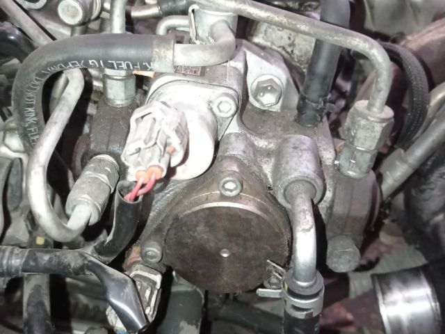 bontott TOYOTA AVENSIS T25 Nagynyomású Szivattyú