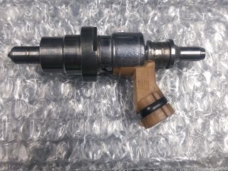 bontott TOYOTA AVENSIS T25 Porlasztó (1 db)