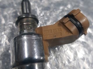 bontott TOYOTA AVENSIS T25 Porlasztó (1 db)