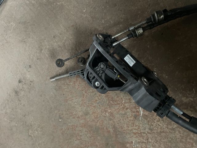 bontott TOYOTA AVENSIS T25 Váltó Kulissza