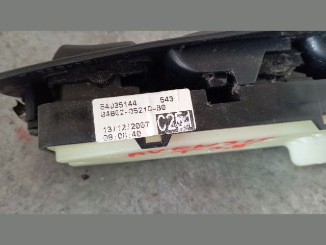 bontott TOYOTA AVENSIS T25 Ablakemelő Kapcsoló Négyes / Kettes